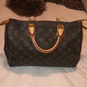 Louis Vuitton Speedy